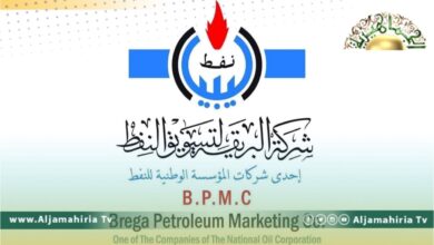 البريقة تعلن انحسار الازدحام أمام محطات الوقود في طرابلس