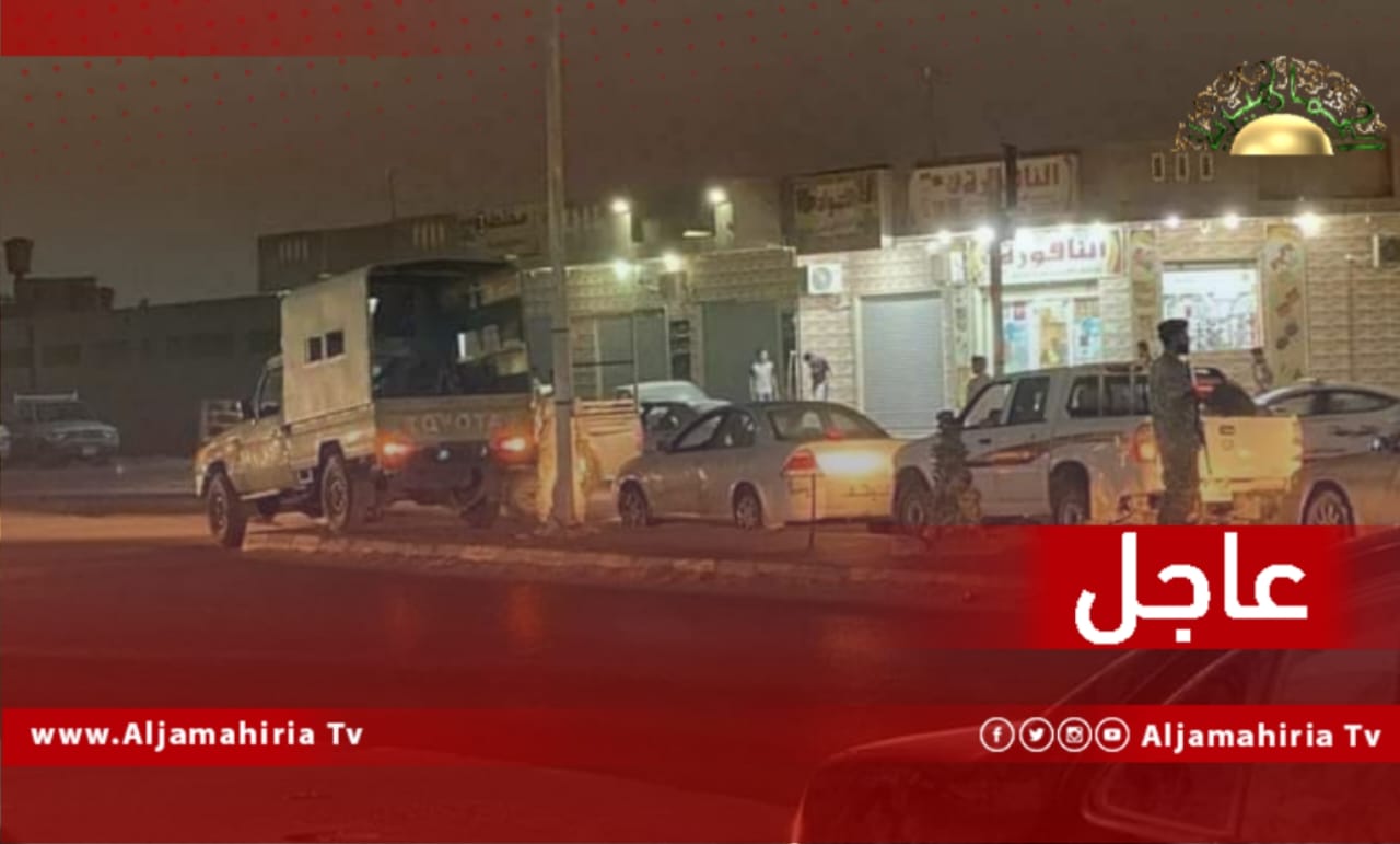 أنباء عن وصول رتل سيارات تابع للواء 444 بإمرة محمود حمزة إلى بني وليد، وتمركز السيارات المصفحة داخل المطار .