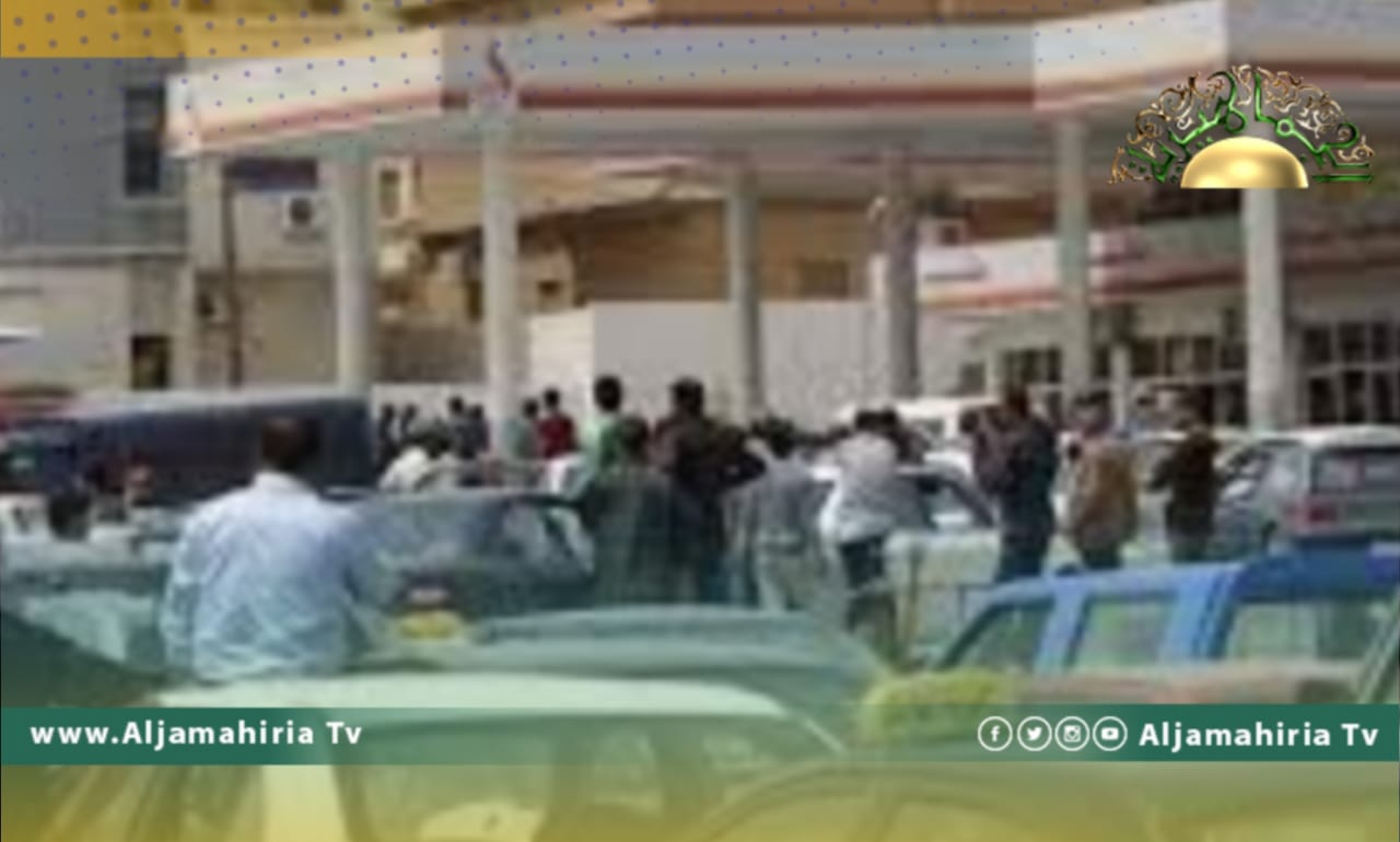 عميد بلدية أوباري: من العيب أن تلتزم حكومة الدبيبة الصمت تجاه أزمة الوقود في الجنوب