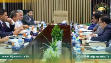 لجنة متابعة ميزانية النفط تبحث تنفيذ زيادة أجور العاملين بالقطاع