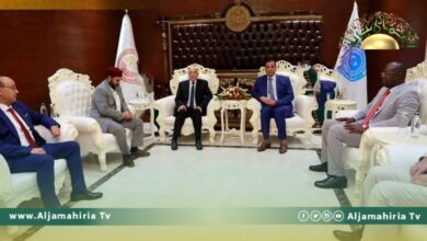 عقيلة صالح يلتقي القطراني ويؤكد على ممارسة الحكومة المرتقبة لمهامها