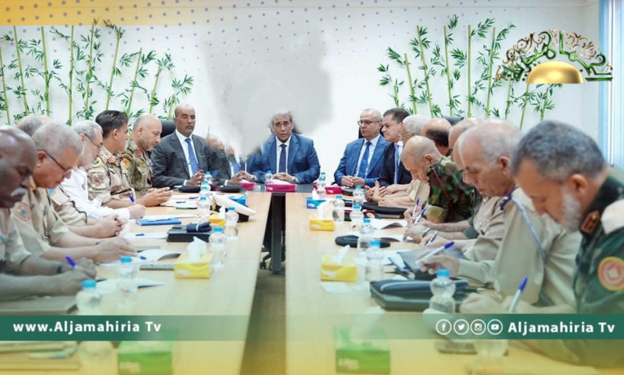 اجتماع عسكري وأمني موسع للمجلس الرئاسي وحكومة الوحدة المؤقتة