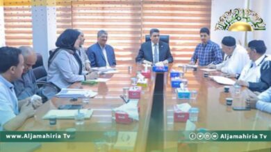 رئيس ديوان المحاسبة يلتقي بالمجلس البلدي باطن الجبل وقبائل الصيعان