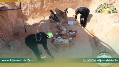 انتشال 15 جثة مجهولة خلف باحة مستشفى ابن سينا في سرت