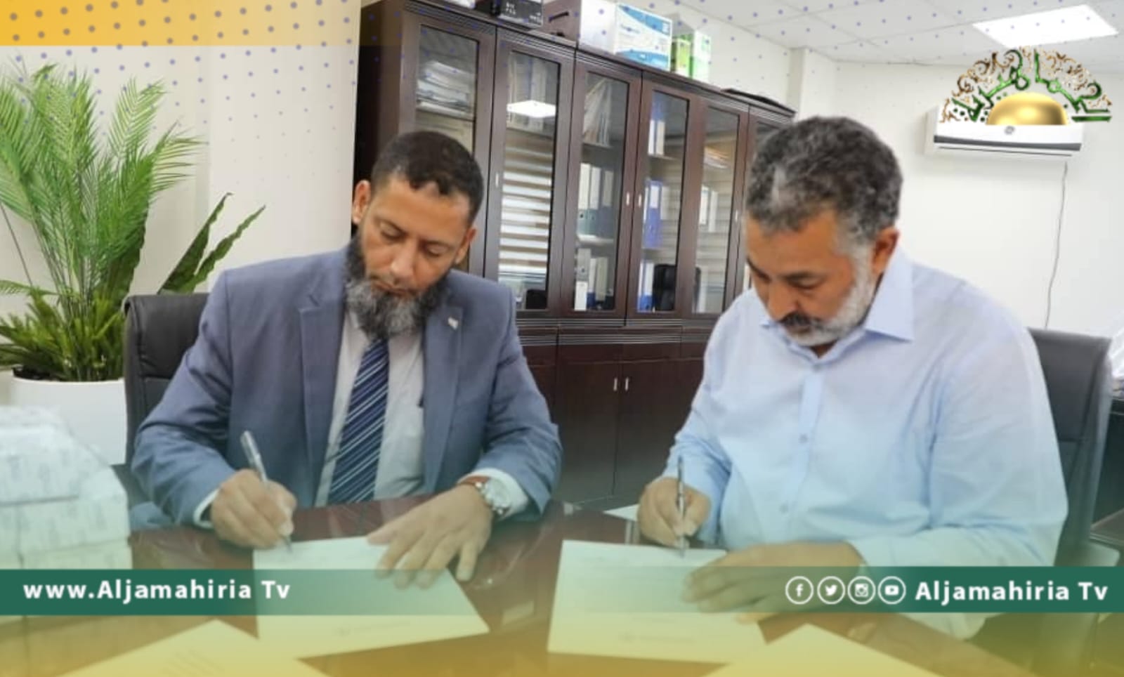 وزارة الشؤون الاجتماعية تتسلم ألف بطاقة خاصة بمنحة الزوجة والبنات