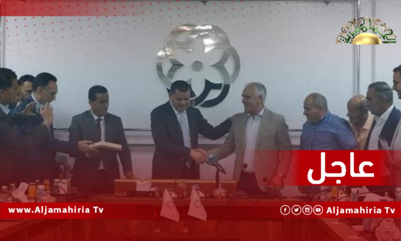 عاجل / الدبيبة في اجتماع غرفة التجارة والصناعة: تواصلنا معا التجار الكبار وأصحاب المحلات ولا يوجد ركود اقتصادي كما يدعي البعض