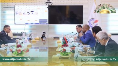 مباحثات بين مؤسسة النفط والمعهد الليبي بشأن عمليات الانتاج