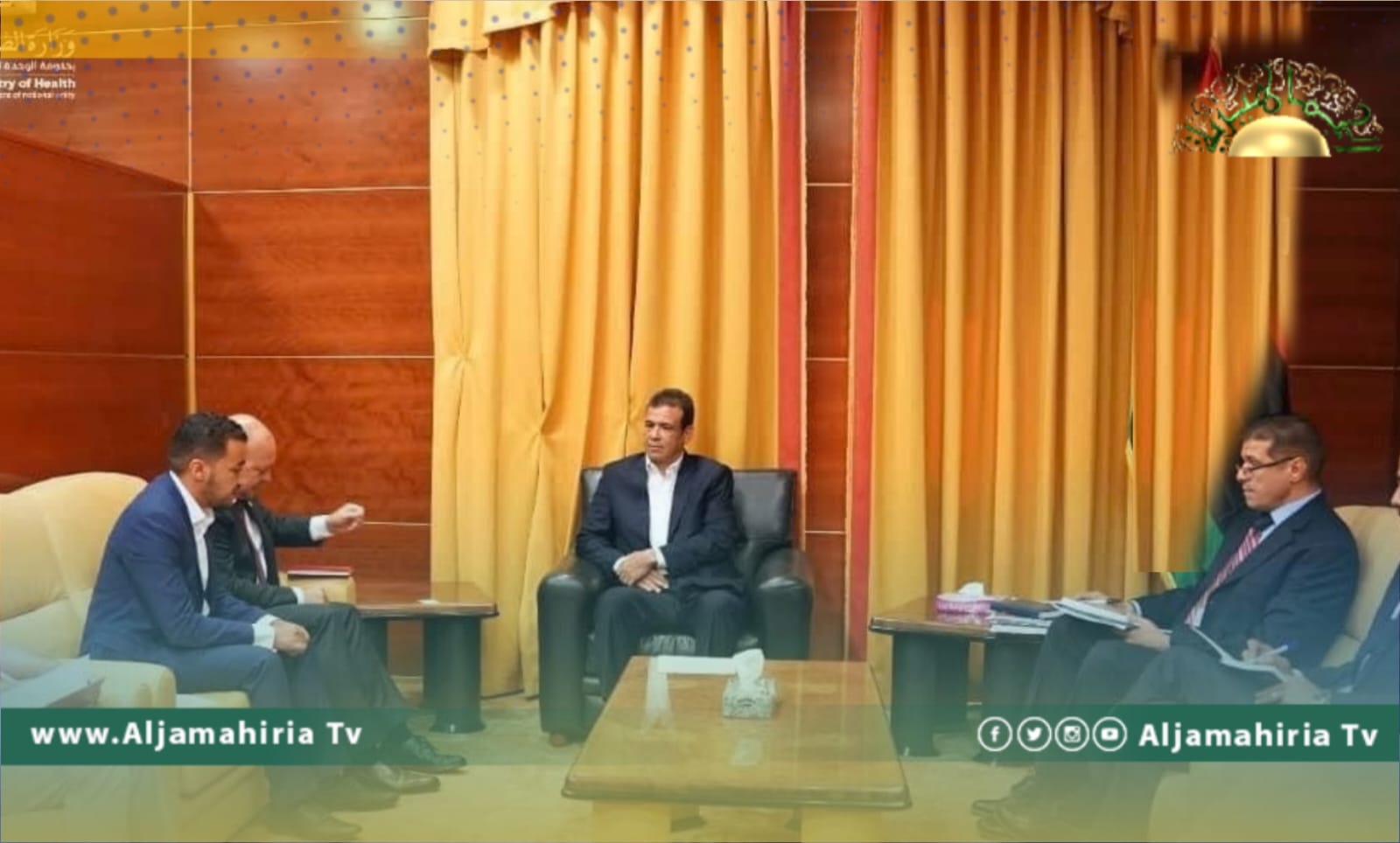 لجنة الصليب الأحمر تناقش مع بوجناح التحديات التي تواجه قطاع الصحة في ليبيا