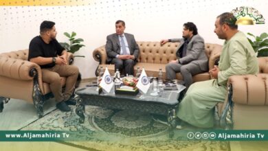 القطراني يناقش مع عميد بلدية البريقة احتياجاتها والمختنقات التي تواجه سير العمل