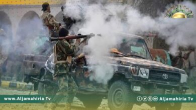 مصادر: قادة كتائب وميليشيات ناقشوا في قاعدة "بوستة" السيطرة على طرابلس وتقاسم النفوذ