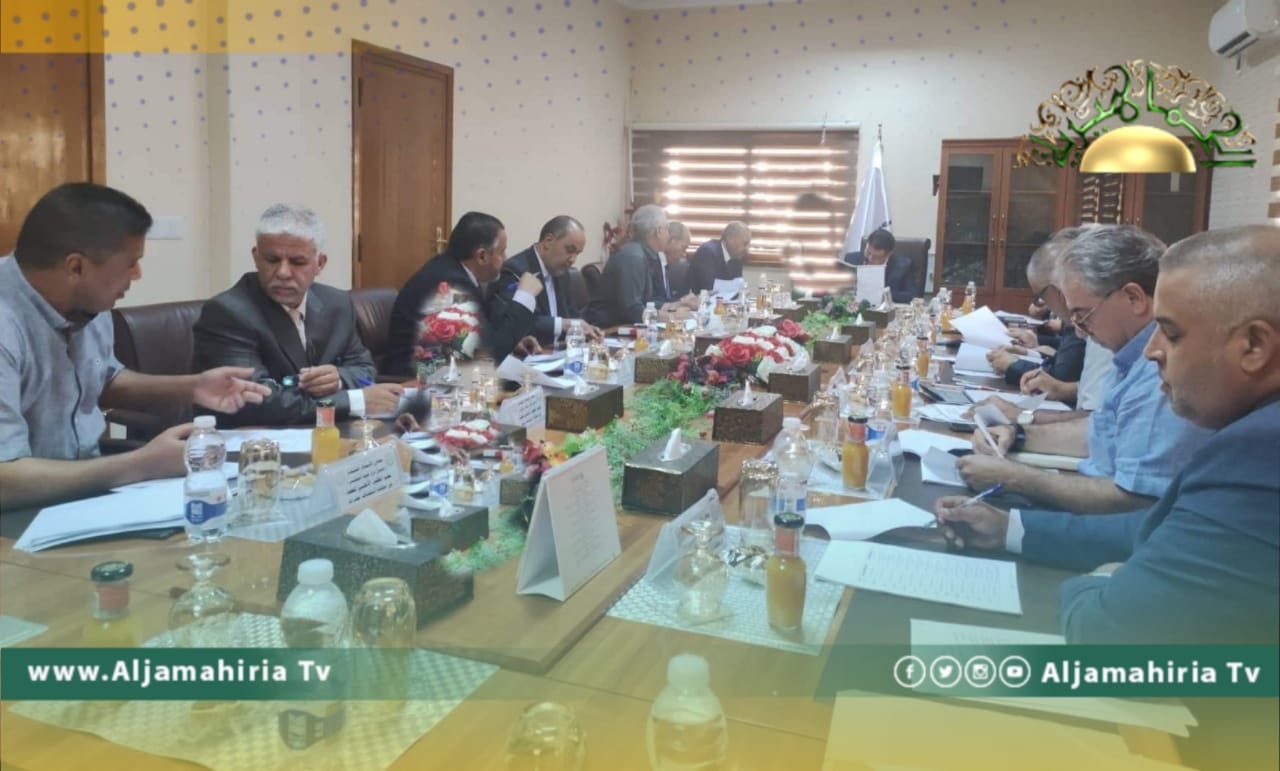 الصور يشارك في اجتماع الأعلى للقضاء الذي يصدر قرار بشأن الحركة القضائية