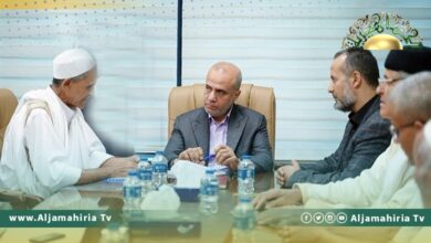 اللافي يناقش المشاكل التي تعيق تقديم الخدمات للمواطنين ببلديتي العجيلات المدينة والجديدة