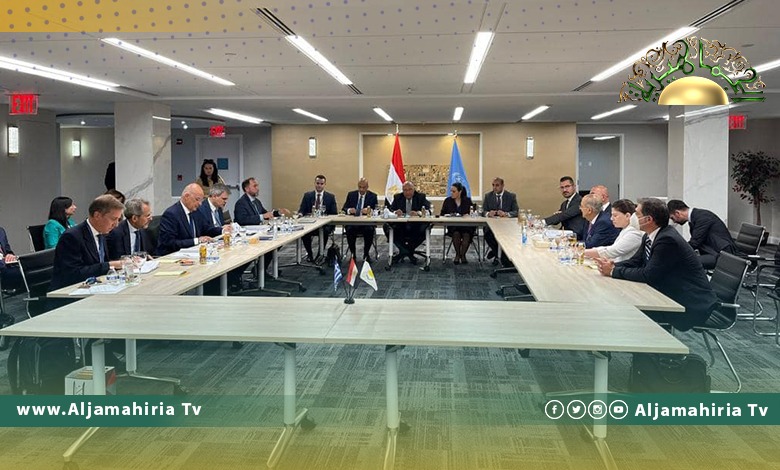 وزراء خارجية مصر وقبرص واليونان يبحثون تطورات الأزمة الليبية