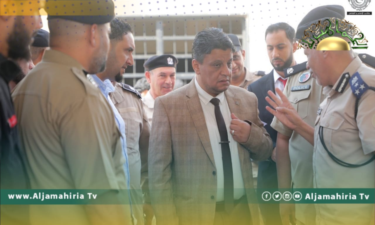 وزير العدل بالمرتقبة يتفقّد جهاز الشرطة القضائية ومؤسسة الإصلاح والتأهيل الكويفية