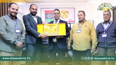 علي العابد يبحث مع عميد بلدية اهراوة  تنظيم دورات لتدريب الباحثين عن عمل