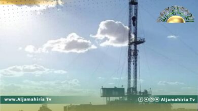 مؤسسة النفط: الفرق الفنية نجحت في إعادة بئرين إلى الإنتاج بحقلي الحمادة واللهيب