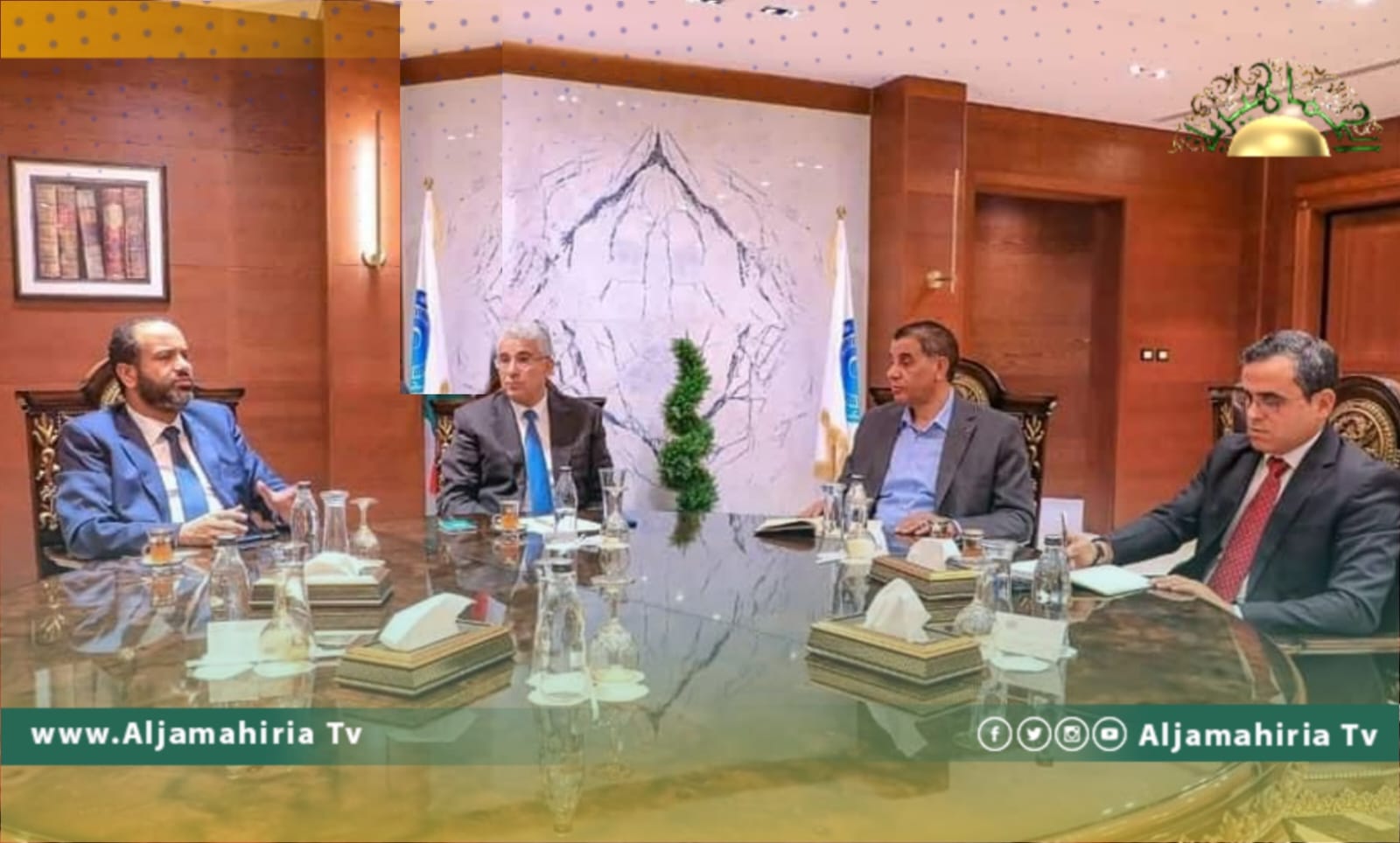 باشاغا يجتمع مع نوابه بمقر رئاسة الوزراء ببنغازي