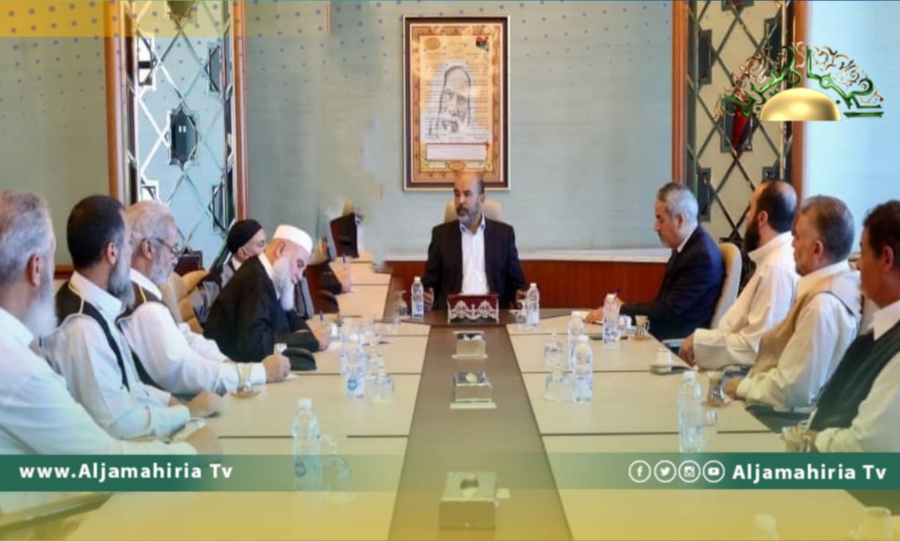 الكوني يعتبر أن العمل بنظام المحافظات هو الحل الأنجع لإنهاء حالة الانسداد السياسي