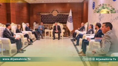 السفير الفرنسي يؤكد الحاجة لقاعدة دستورية وإجراء انتخابات