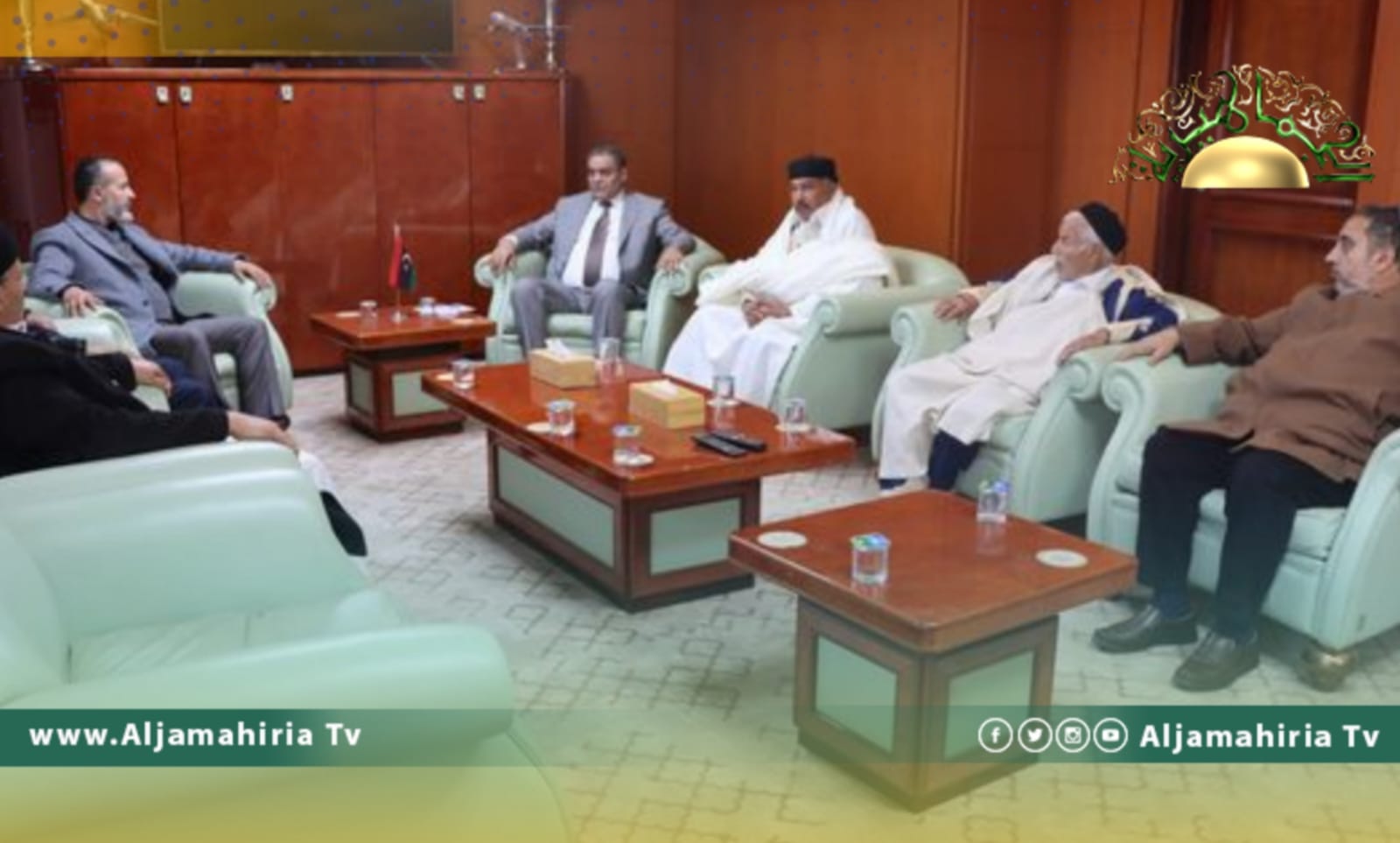 وسط استياء عام .. الشهوبي يبحث مشاريع تحسين البنية التحتية للطرق في العجيلات