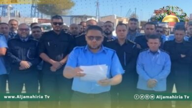 أعضاء جمرك ميناء مصراتة البحري يستنكرون محاولة اغتيال رئيسه أثناء عودته من طرابلس