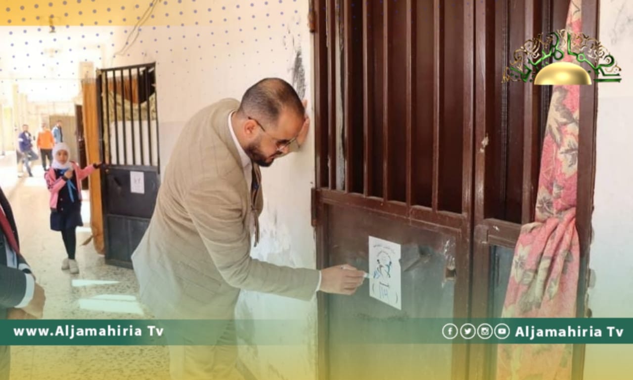 الشؤون الاجتماعية تجري مسح شامل وحصر للأسر النازحة بالمبيت الداخلي بجامعة طرابلس