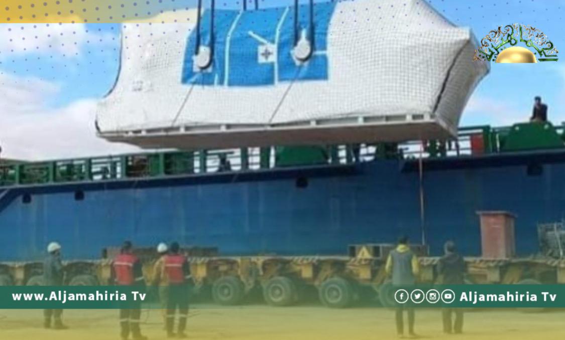 شركة الكهرباء تعلن وصول الوحدة الغازية الثالثة لميناء طبرق