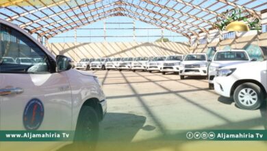 لجنة الأزمة بالمنطقة الشرقية توزع سيارات خدمية لصالح وزارة الكهرباء