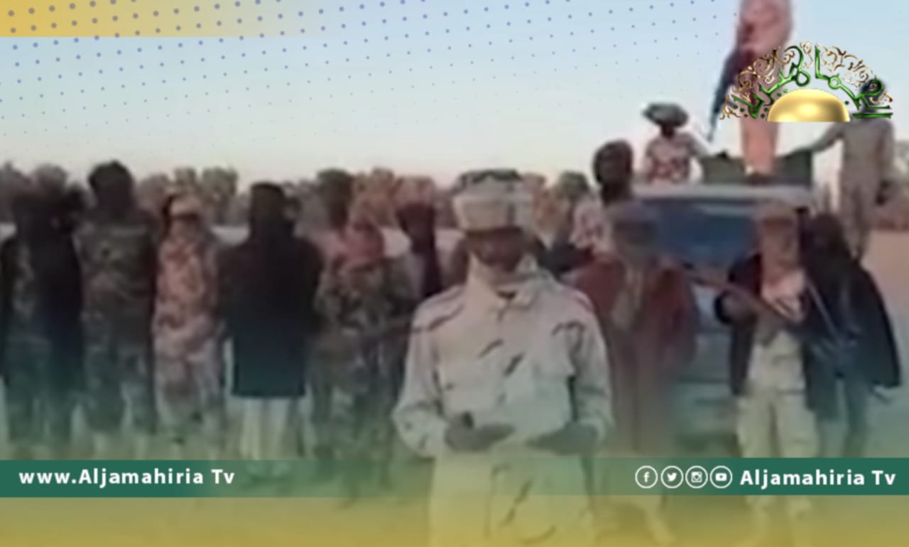 بعد سنوات من القتال بجانبه.. فصيل تشادي مسلح يبلغ حفتر انسحابه من الجنوب الليبي لتشاد