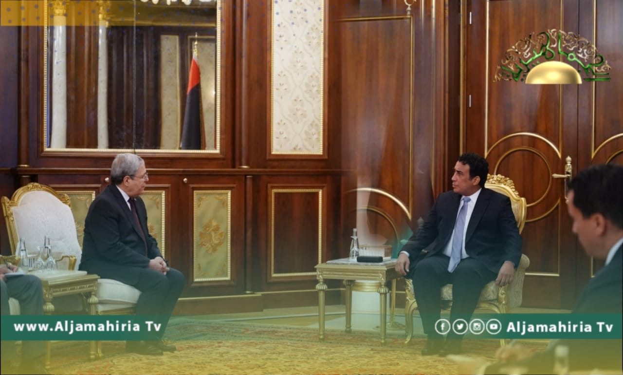 المنفي ووزير خارجية تونس