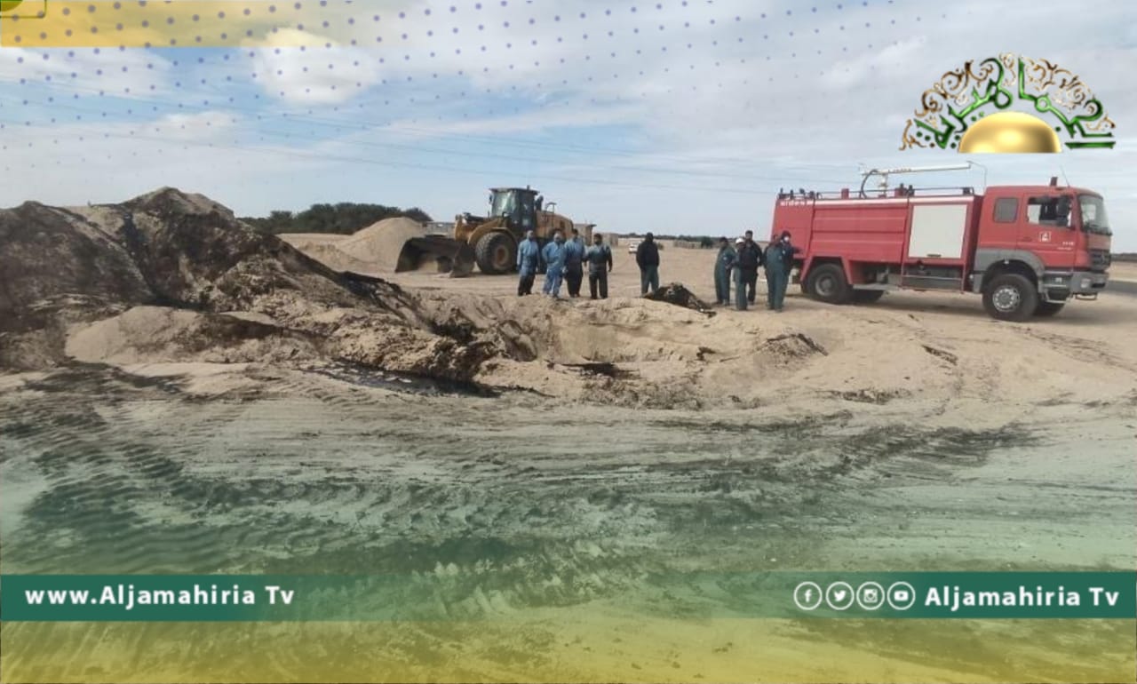 شركة الخيلج: السيطرة على تسرب خط نفطي مشترك بين حقل النافورة وحقل تابع لشركة الزويتينة للنفط