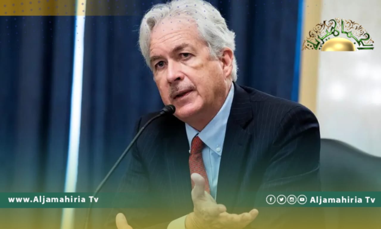 كاتب أمريكي: زيارة بيرنز المفاجئة لليبيا ضمن حملة ضد فاغنر الروسية