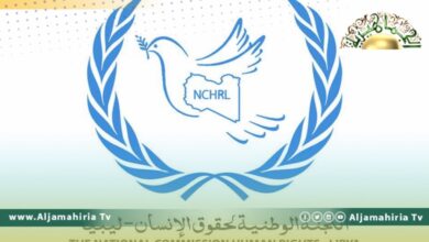 حقوق الإنسان الليبية ترصد انتهاكات جسيمة بحق السجناء والموقوفين وتطالب النائب العام بالتحقيق