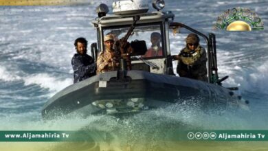 رغم الانتهاكات.. إيطاليا تسلم خفر السواحل زورقين جديدين