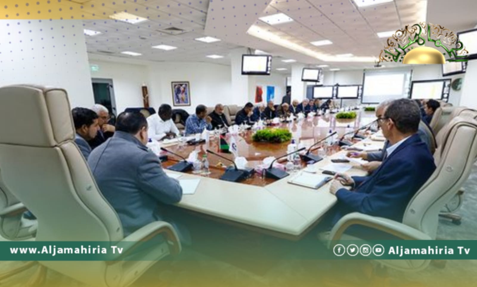 مؤسسة النفط تناقش مع شركة الكهرباء خطة عمل مستعجلة لتزويد محطات توليد بالوقود