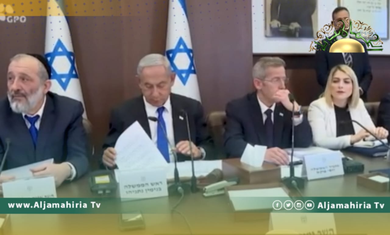 وزير إسرائيلي متطرف يطالب بمحو بلدة حوارة في الضفة الغربية المحتلة