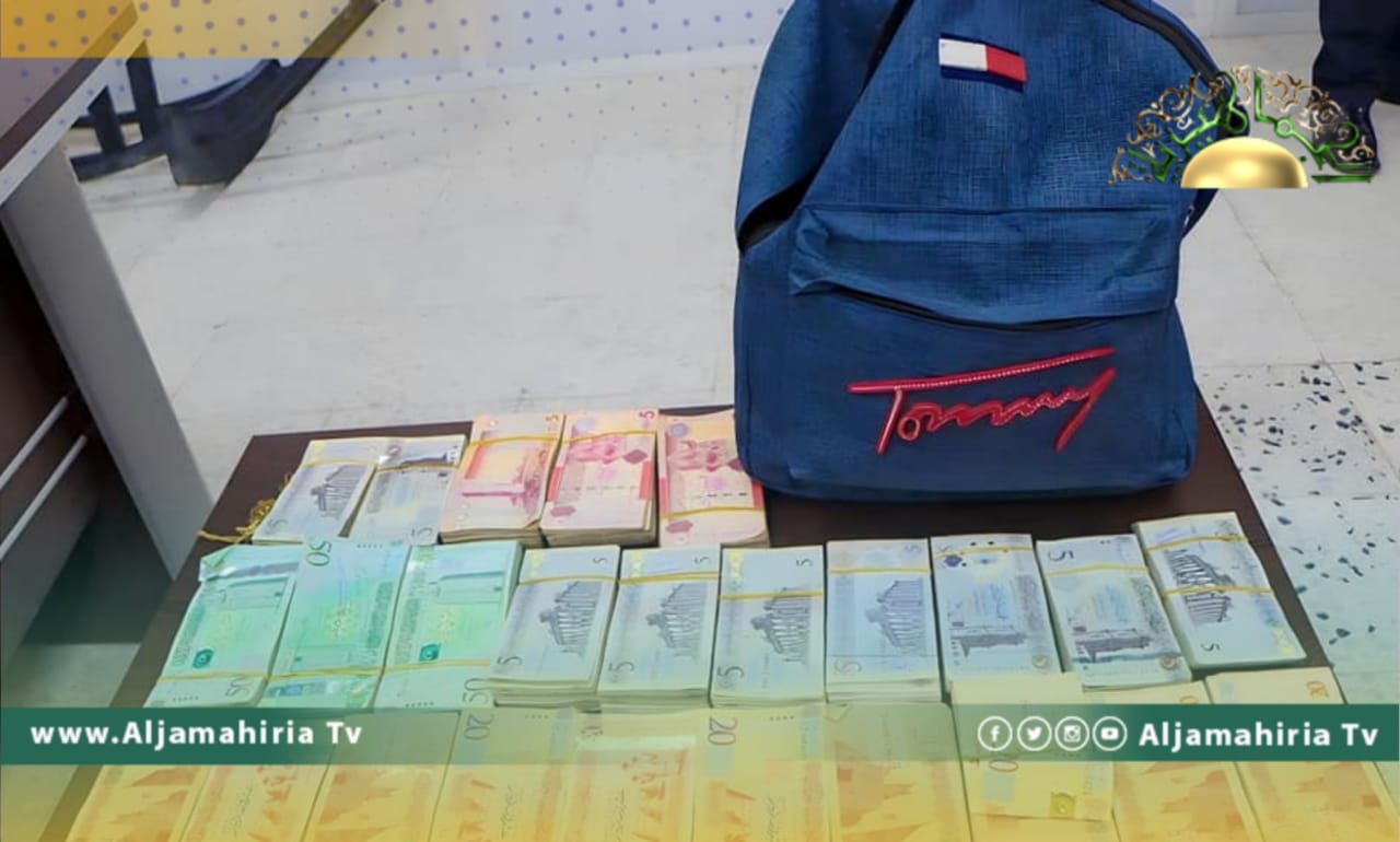 وسط فوضى.. ضبط المتورطين في سرقة 45 ألف دينار ومصوغات ذهبية بطريق المطار