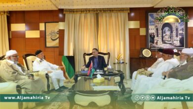 الحويج يناقش إمكانية تنفيذ المنطقة الحرة وآلية تطوير البنية التحتية في زلطن