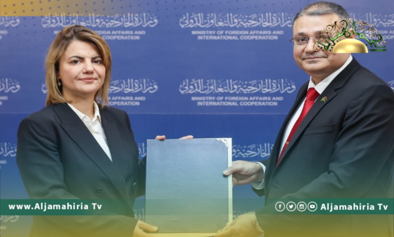 المنقوش مع سفير بنغلاديش