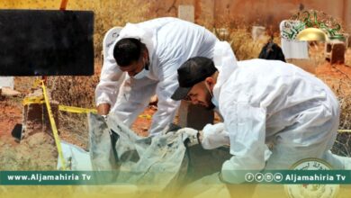 استخراج جثتين