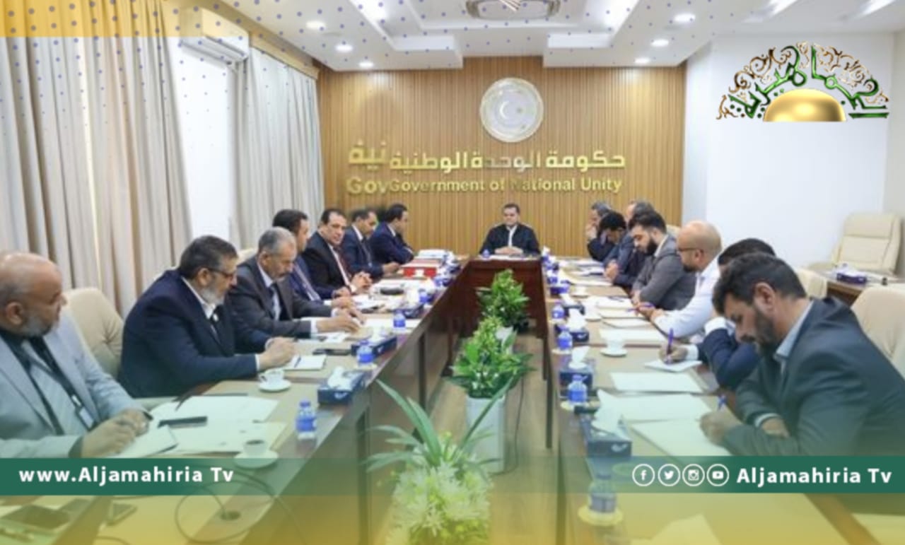 الدبيبة يوجه بتشكيل فريق عمل بين المالية والعمل والسجل التجاري لتنظيم القطاع الخاص