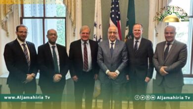 الكبير يبحث مع الجانب الأمريكي الشفافية في الميزانية ومكافحة غسل الأموال