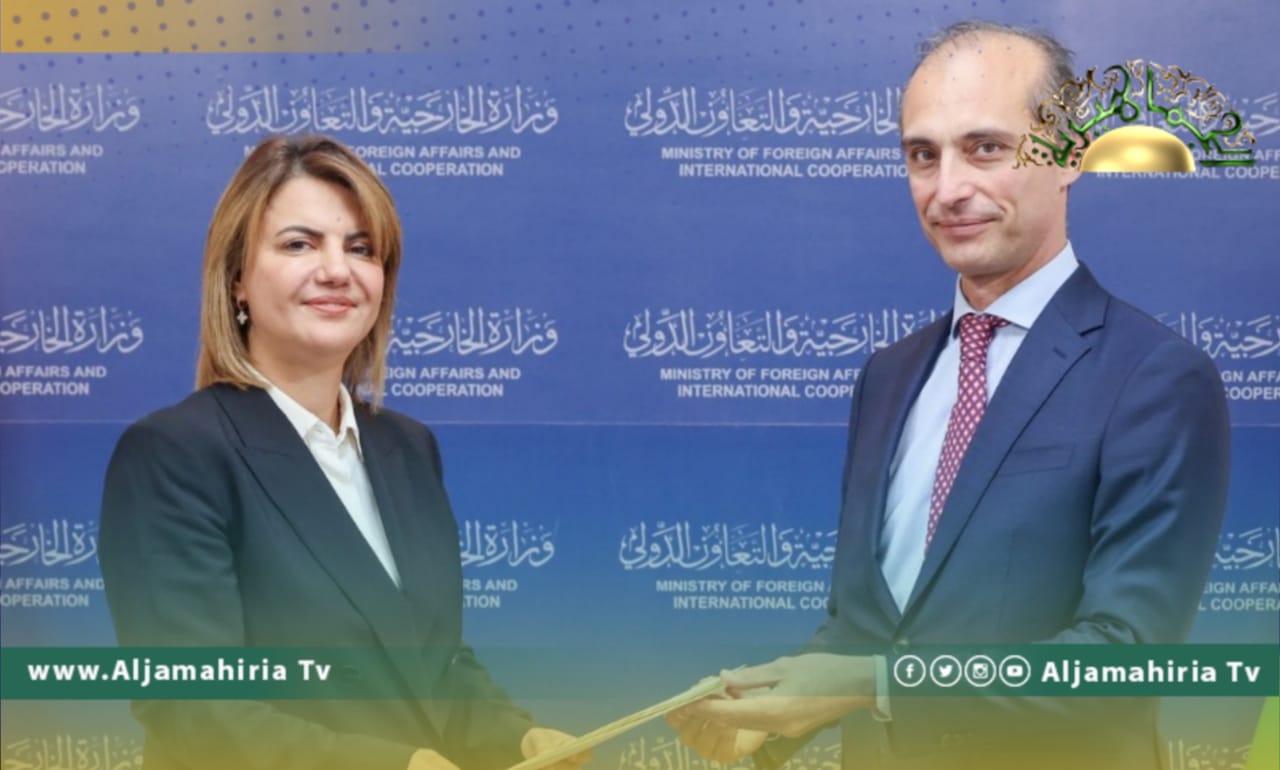 المنقوش مع السفير الإيطالي