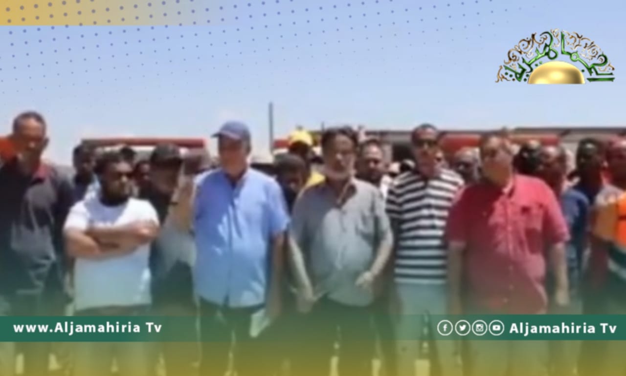 موظفو شركة النظافة بنغازي يعلنون إيقاف العمل لهذا السبب