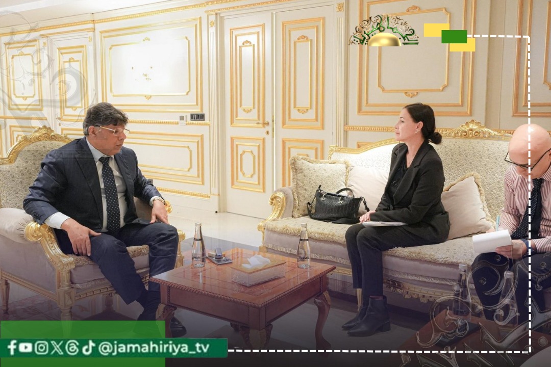 خبيرة بالحرس المالي الإيطالي تلتقي النائب العام لبحث تطوير العدالة الجنائية