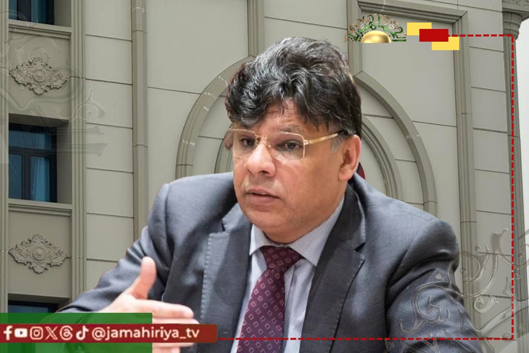 عاجل | مقابل 150 دينار فقط..  أجنبي يتحصل على الجنسية الليبية