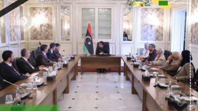 المنفي يبحث مع نخب سياسية وإعلامية دعم الإصلاحات ومكافحة الفساد