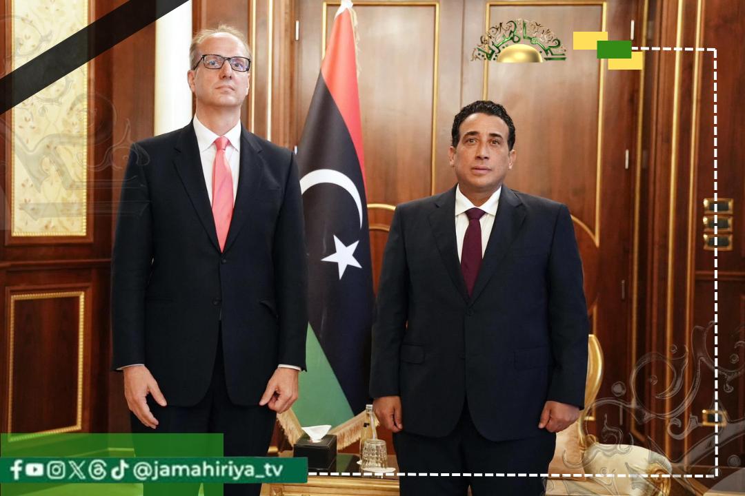 المنفي يبحث مع السفير البريطاني تطورات الأوضاع ويؤكد ضرورة الأساس الدستوري للانتخابات