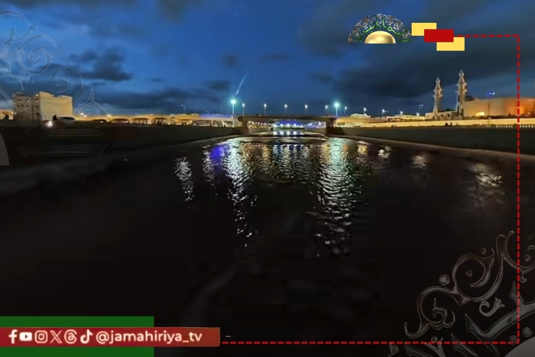 عاجل| سيول جارفة تجتاح مناطق بين غيلان وبراك الشاطئ والجفرة
