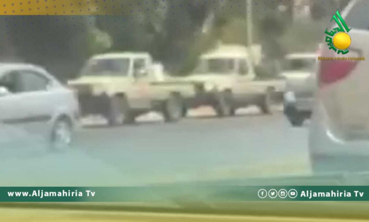 سيارات عسكرية بمحاذاة وزارة الداخلية